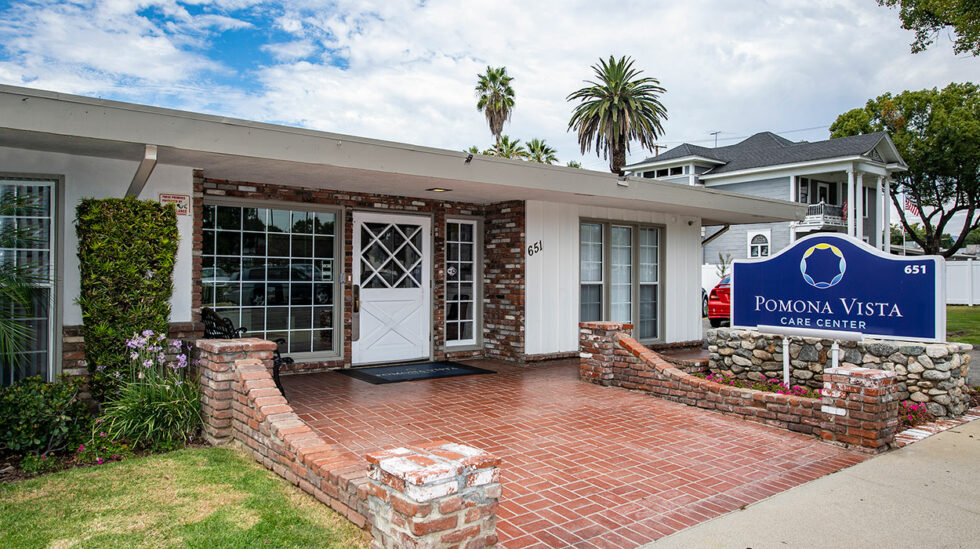Home Pomona Vista Care Center