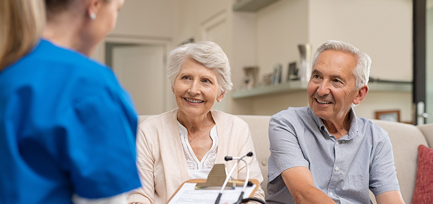 plum-848x400-123 Administrative staff consulting with family