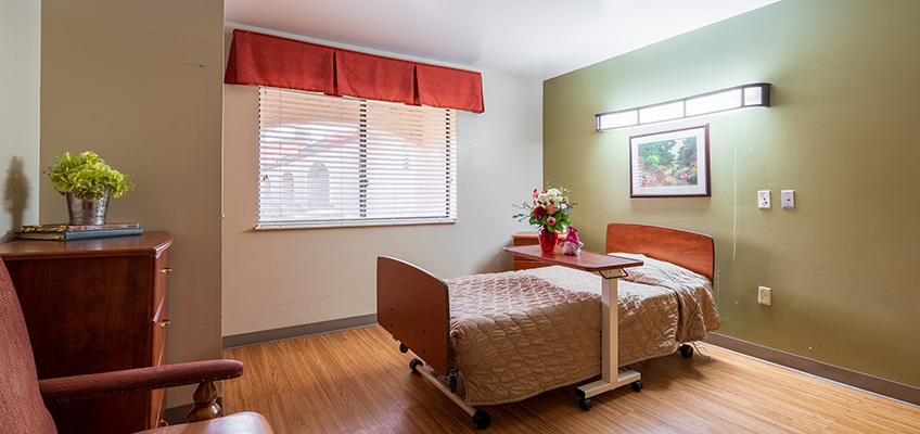 Ocean View caregivers and nurses at a nurse's station