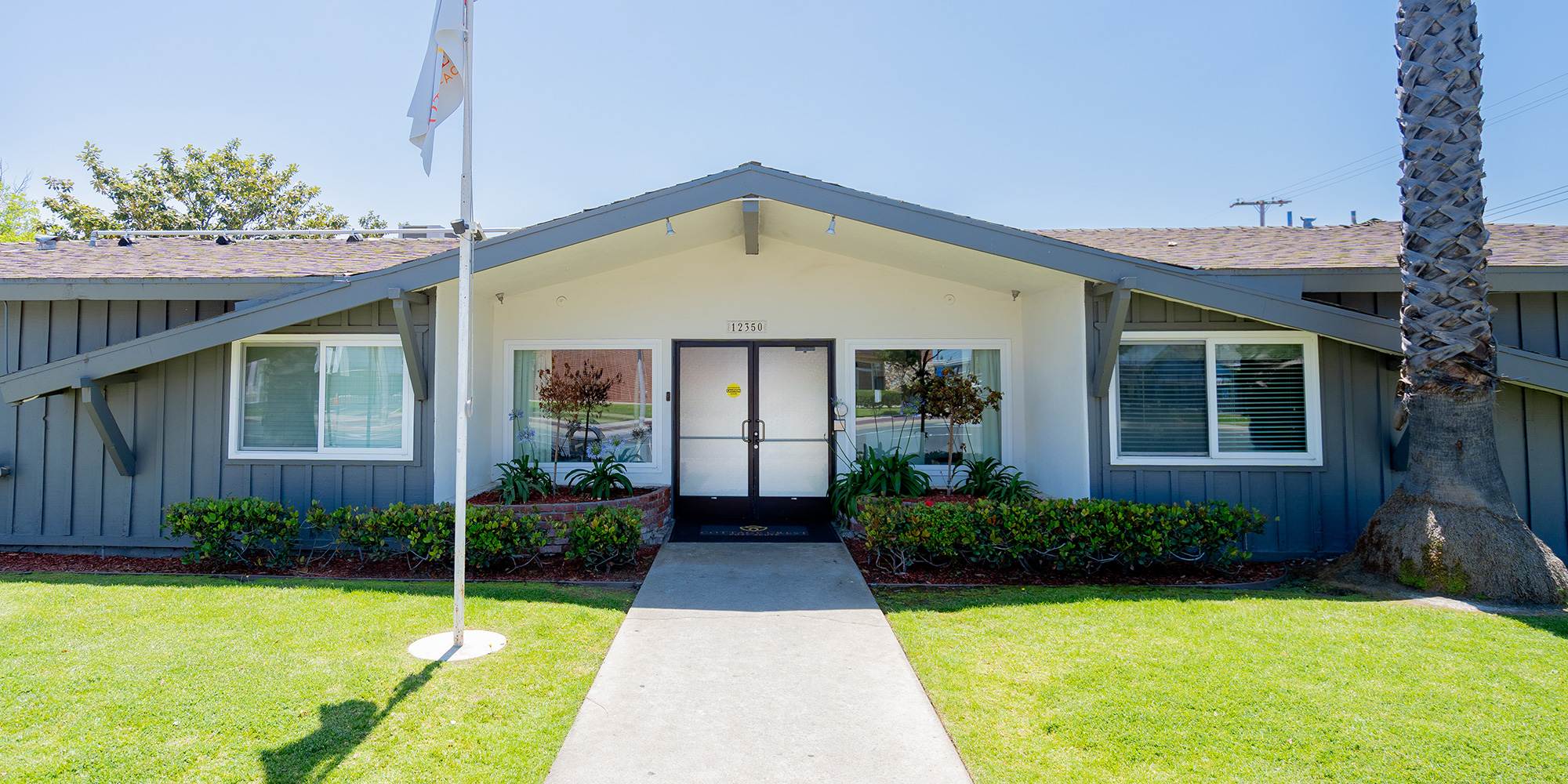 The front entrance to Cottage Crest